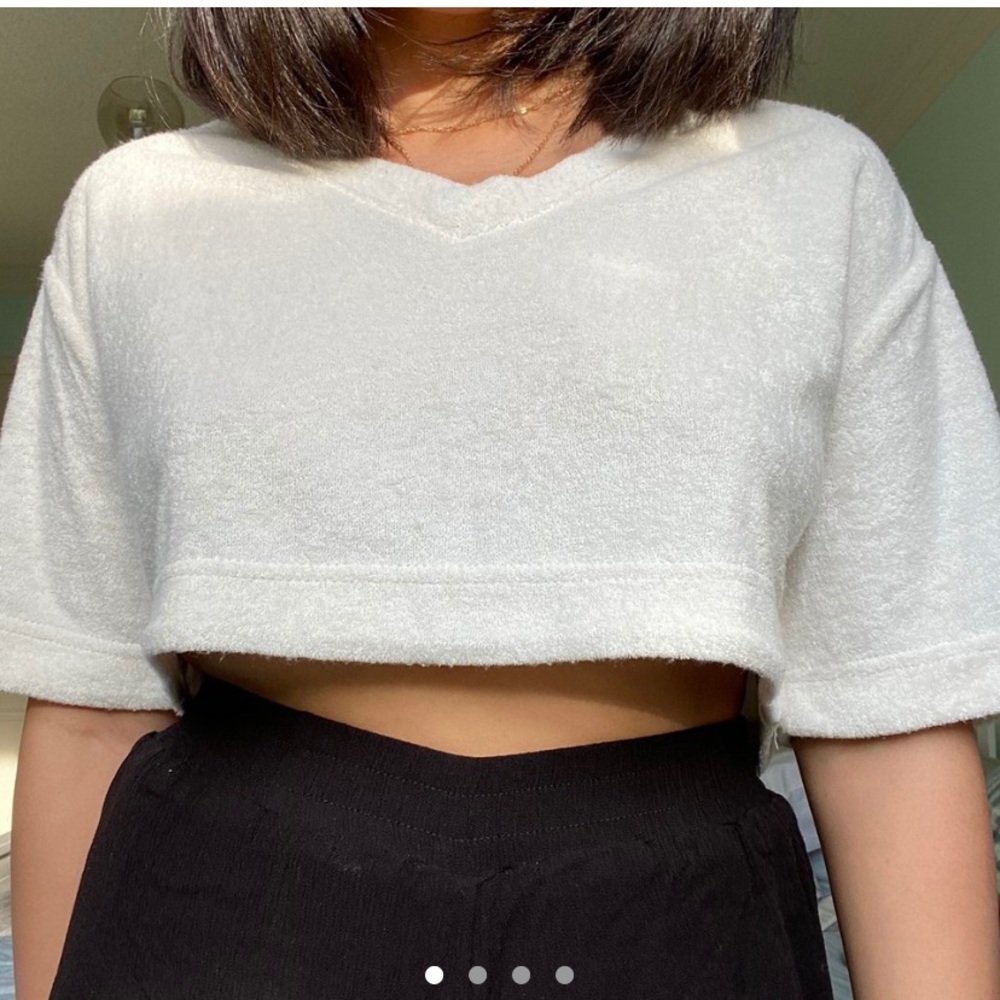🤍 Urban Outfitters Out from Under crop top 🤍